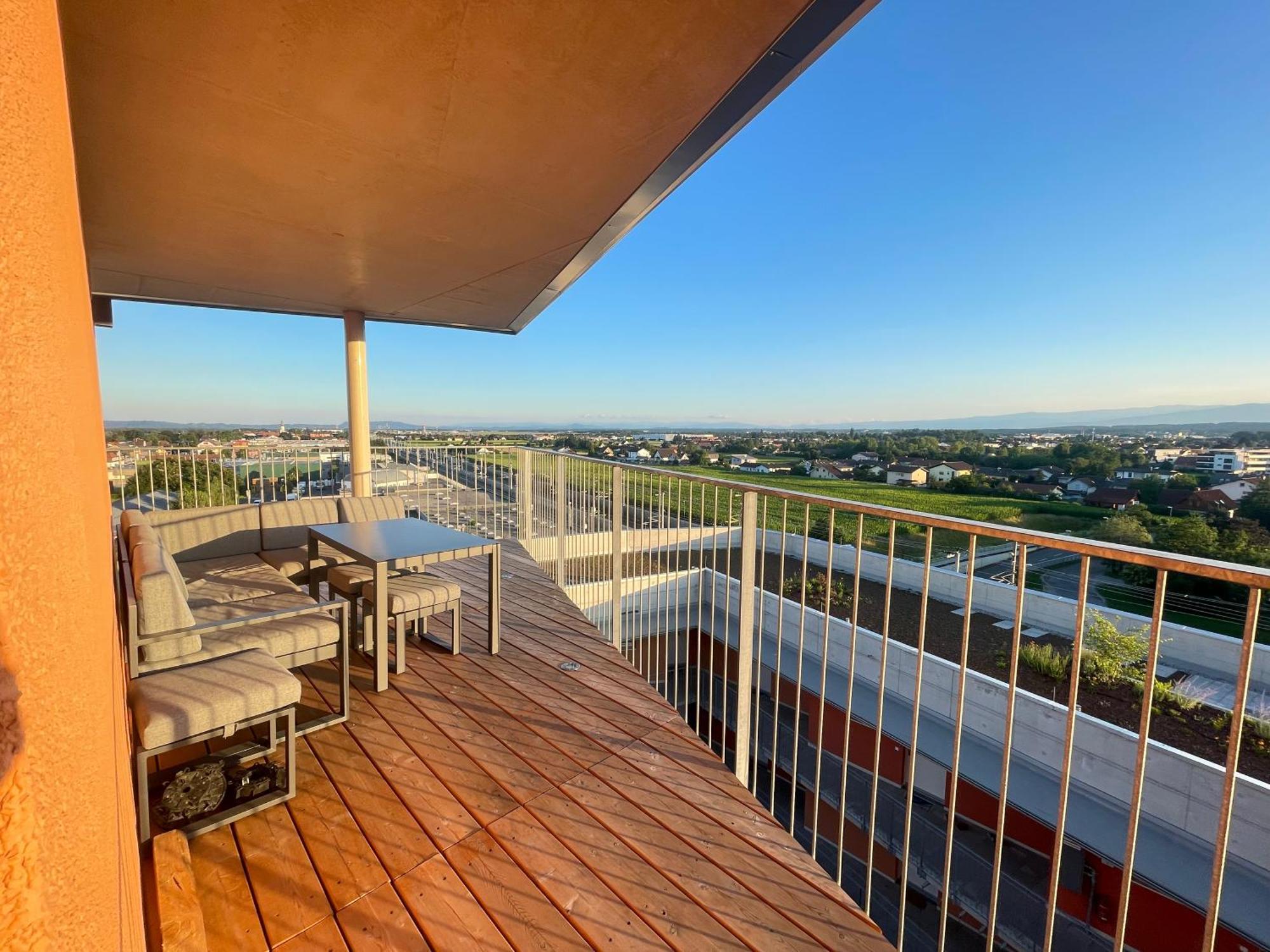 Апартаменты 100 Qm Penthouse, Self-Check-In, 2 Parkplaetze Грац Экстерьер фото