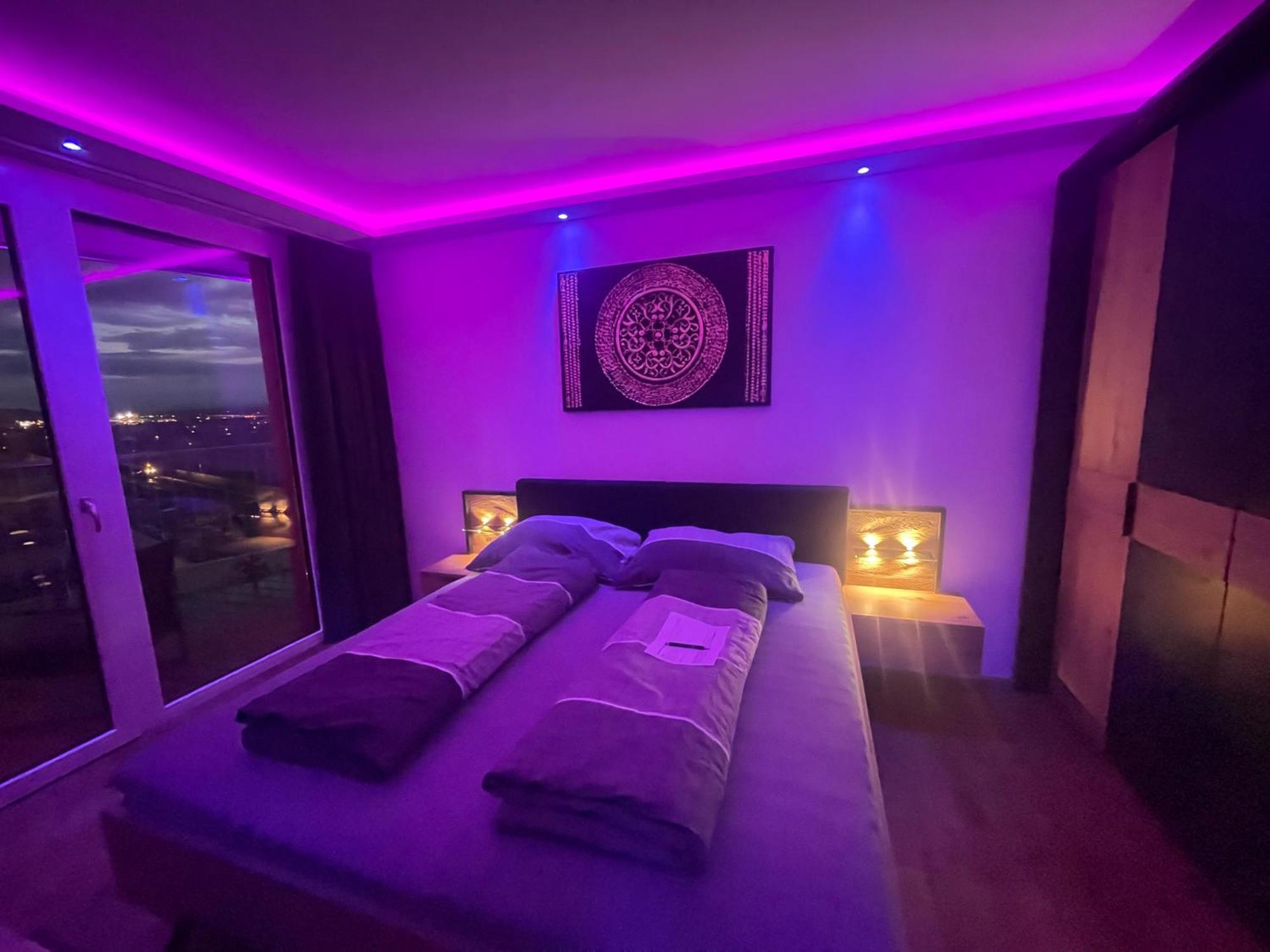 Апартаменты 100 Qm Penthouse, Self-Check-In, 2 Parkplaetze Грац Экстерьер фото